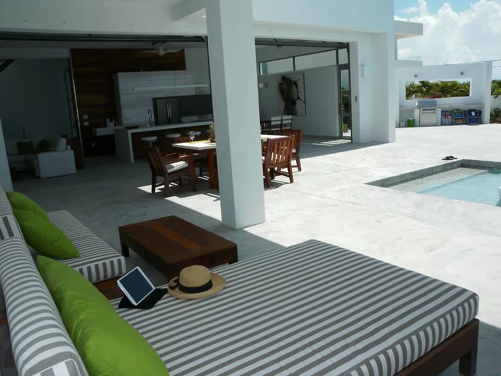 White Villas Resort - 2-Bedroom Private Villa - V6 Long Bay